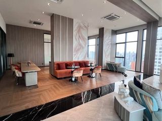 Condo en alquiler de 2 habitaciones en Phra Khanong, Bangkok