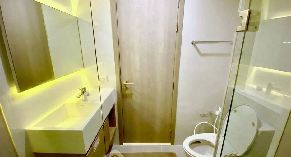 Condo en alquiler de 1 habitaciones en Phra Khanong, Bangkok