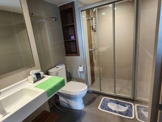 Wohnung zur Miete mit 2 Zimmer in Huai Khwang, Bangkok