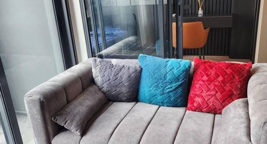 Wohnung zur Miete mit 2 Zimmer in Huai Khwang, Bangkok