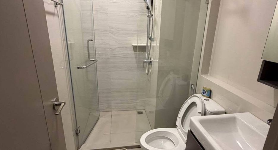 Condo en alquiler de 1 habitaciones en Phra Khanong, Bangkok