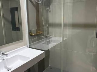 Wohnung zur Miete mit 2 Zimmer in Huai Khwang, Bangkok