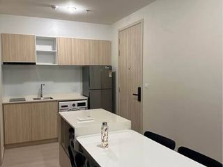 Wohnung zur Miete mit 2 Zimmer in Huai Khwang, Bangkok