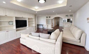 Condo en alquiler de 3 habitaciones en Watthana, Bangkok