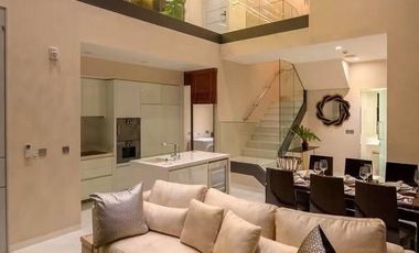 Condo en alquiler de 2 habitaciones en Khlong Toei, Bangkok