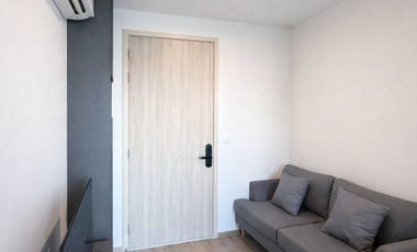 Wohnung zur Miete mit 1 Zimmer in Huai Khwang, Bangkok