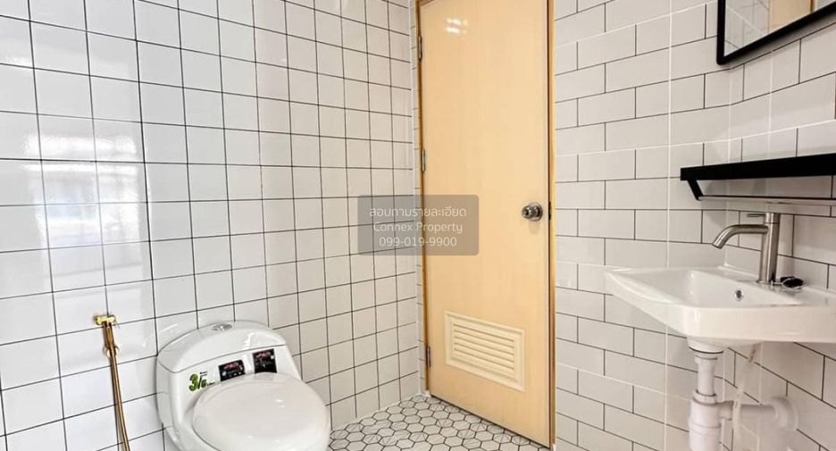 For sale 3 bedrooms townhouse in Bang Bua Thong, Nonthaburi