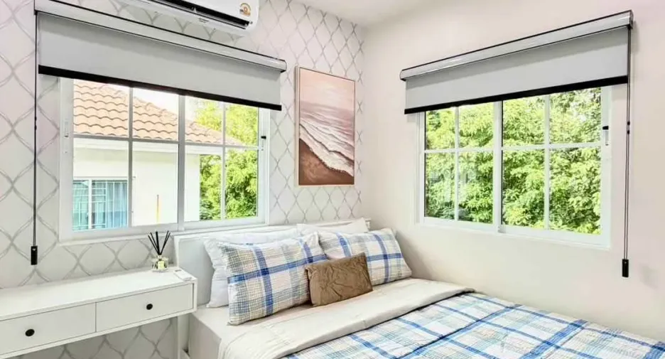 For sale 3 bedrooms townhouse in Bang Lamung, Chonburi