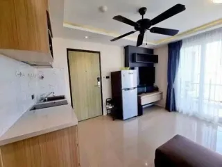 Condo en alquiler de 1 habitaciones en Bang Lamung, Chonburi