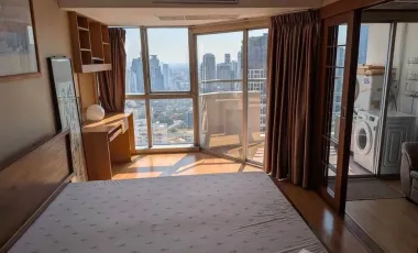 For rent 1 bed condo in Khlong Toei, Bangkok