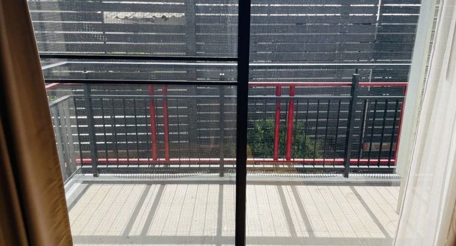 出租 2 卧室 公寓 在 Huai Khwang, 曼谷