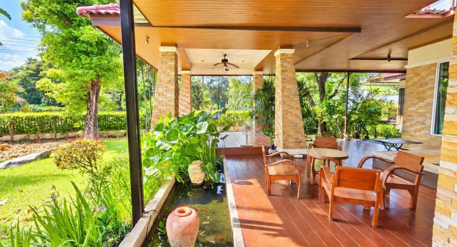 Haus zur Miete mit 4 Zimmer in Mueang Chiang Mai, Chiang Mai