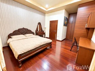 À louer 4 chambres maison à Mueang Chiang Mai, Chiang Mai