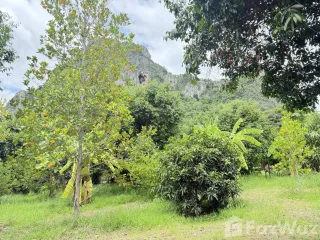 出售 土地 在 Cha-Am, Phetchaburi