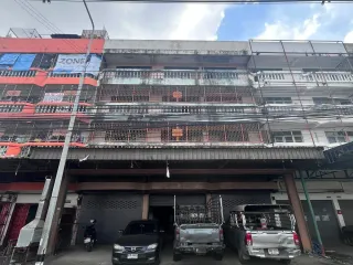 Продажа и аренда 6 спальни торговое помещение в Mueang Samut Sakhon, Самутсакхон