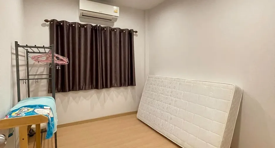 Casa adosada en venta y en alquiler de 3 habitaciones en Bang Bua Thong, Nonthaburi