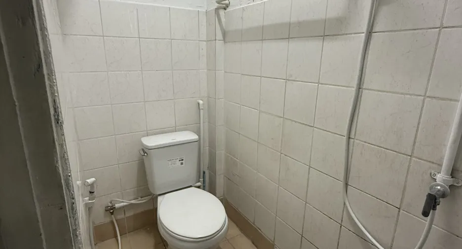 For rent 12 bedrooms retail Space in Bang Kapi, Bangkok