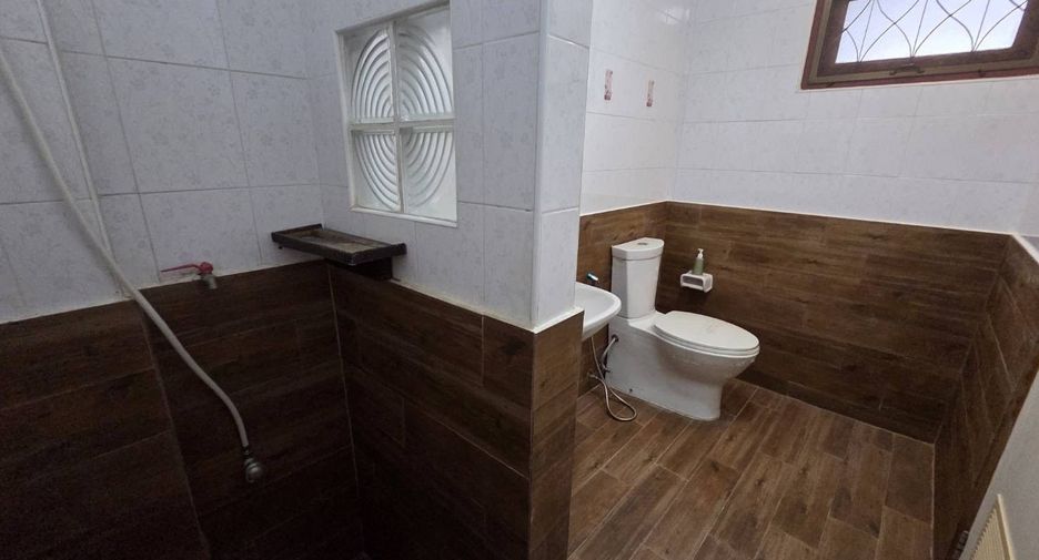 For rent 1 bed retail Space in Mueang Chiang Mai, Chiang Mai