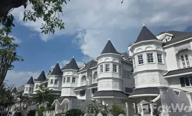 Аренда 5 спальни дом в Mueang Samut Prakan, Самутпракан
