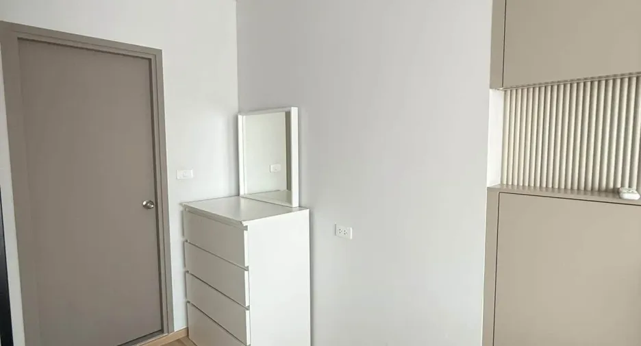 Wohnung zur Miete mit 1 Zimmer in Huai Khwang, Bangkok