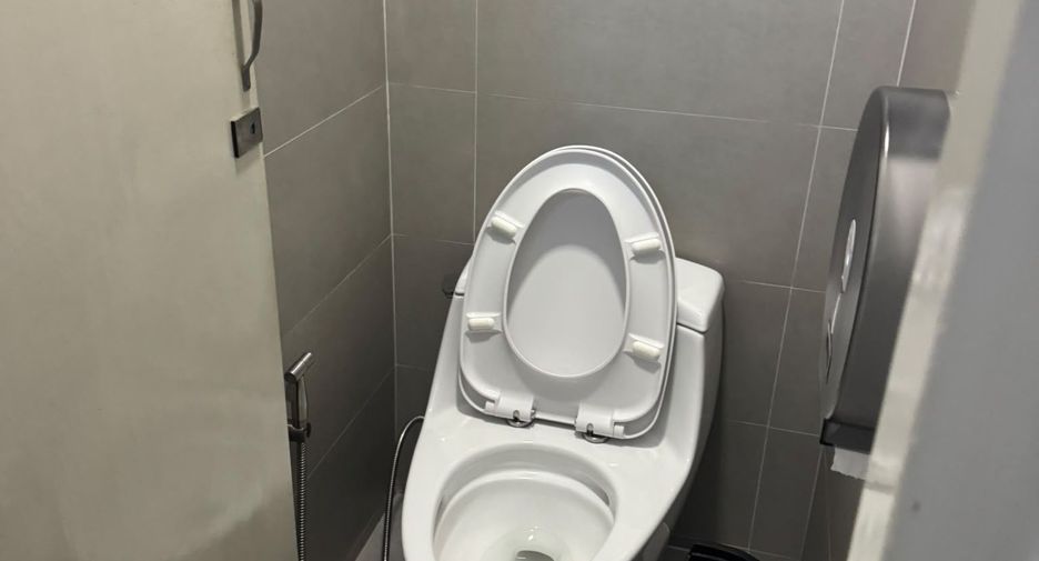 Аренда офис в Кхлонг Тоеи, Бангкок