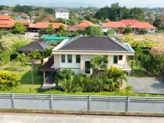 Casa en alquiler de 4 habitaciones en San Sai, Chiang Mai