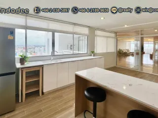 À vendre 4 chambres condo à Watthana, Bangkok