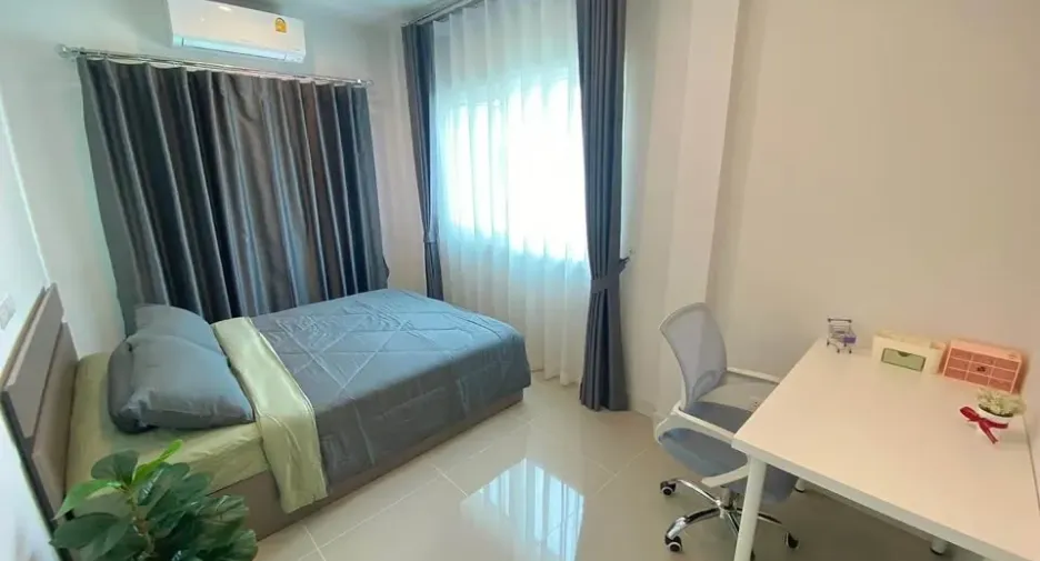 Casa en alquiler de 3 habitaciones en Mueang Phuket, Phuket