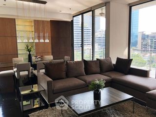 Condo en alquiler de 3 habitaciones en Watthana, Bangkok