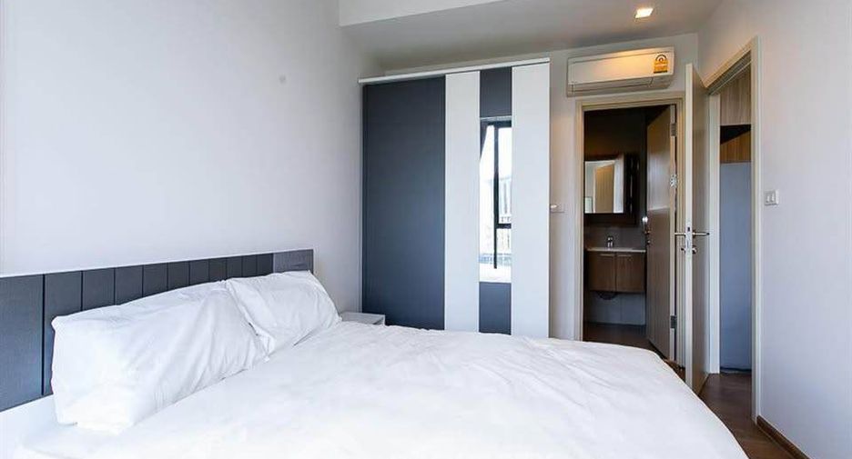 For sale 2 bedrooms condo in Watthana, Bangkok