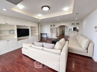 Condo en alquiler de 3 habitaciones en Watthana, Bangkok