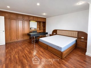 Condo en alquiler de 3 habitaciones en Watthana, Bangkok
