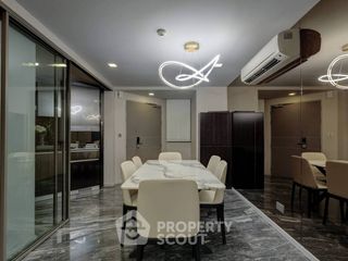 Condo en alquiler de 3 habitaciones en Watthana, Bangkok