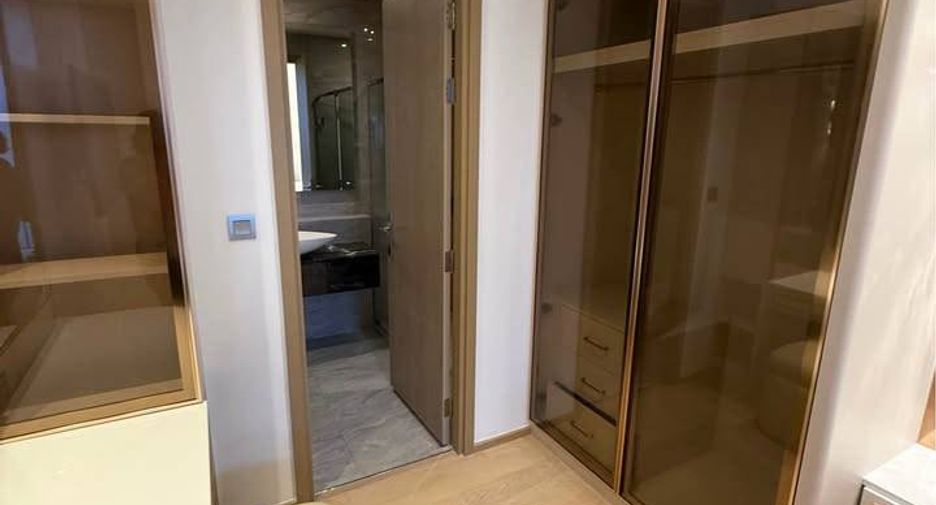 Wohnung zur Miete mit 1 Zimmer in Huai Khwang, Bangkok
