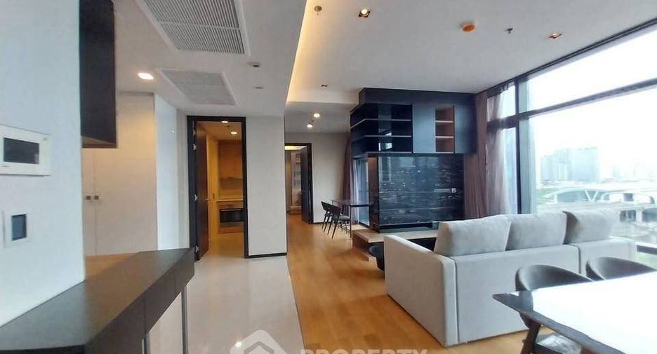 Condo en alquiler de 3 habitaciones en Watthana, Bangkok