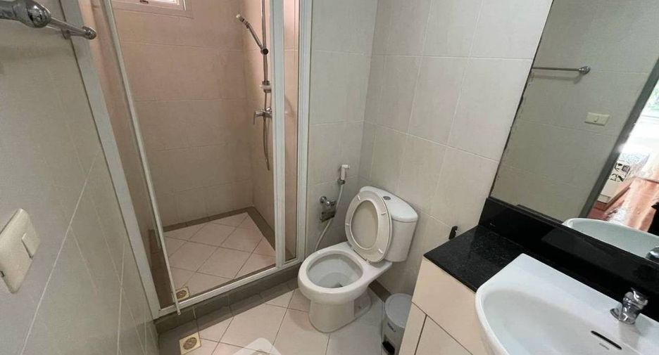 Condo en alquiler de 1 habitaciones en Watthana, Bangkok
