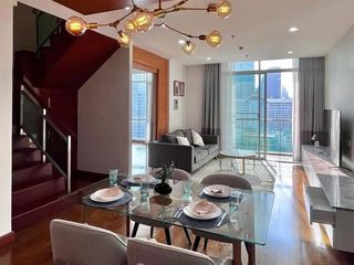 Condo en alquiler de 3 habitaciones en Watthana, Bangkok