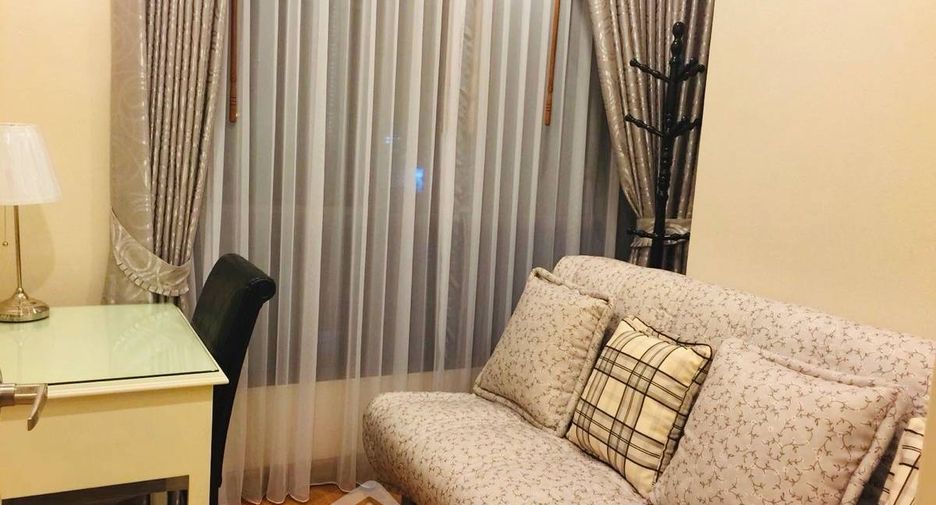 Condo en alquiler de 2 habitaciones en Phra Khanong, Bangkok