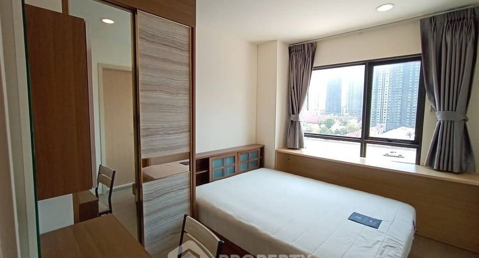 Wohnung zur Miete mit 2 Zimmer in Huai Khwang, Bangkok
