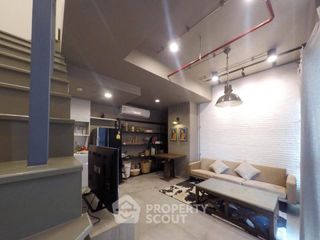 Condo en alquiler de 1 habitaciones en Phra Khanong, Bangkok