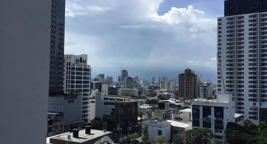 Condo en alquiler de 1 habitaciones en Watthana, Bangkok