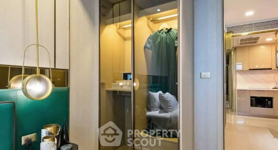 For sale 1 Beds condo in Huai Khwang, Bangkok