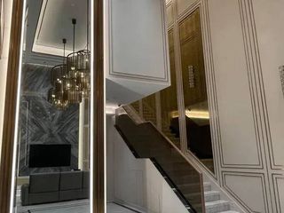 Condo en alquiler y en venta de 3 habitaciones en Watthana, Bangkok