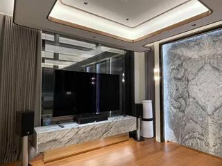 Condo en alquiler y en venta de 3 habitaciones en Watthana, Bangkok