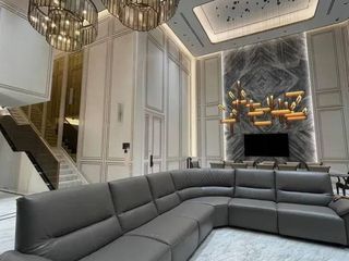 Condo en alquiler y en venta de 3 habitaciones en Watthana, Bangkok