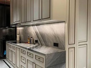Condo en alquiler y en venta de 3 habitaciones en Watthana, Bangkok
