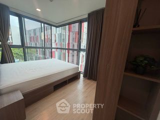 Condo en alquiler y en venta de 2 habitaciones en Watthana, Bangkok