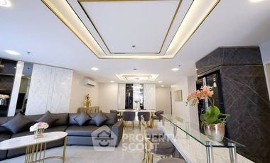 À louer et à vendre 4 chambres condo à Huai Khwang, Bangkok