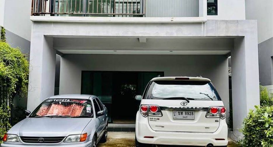 出售 4 卧室 独立屋 在 Mueang Chon Buri, Chon Buri