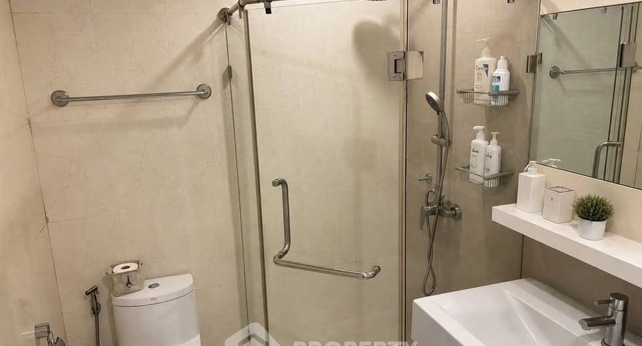 For sale 1 bed condo in Watthana, Bangkok